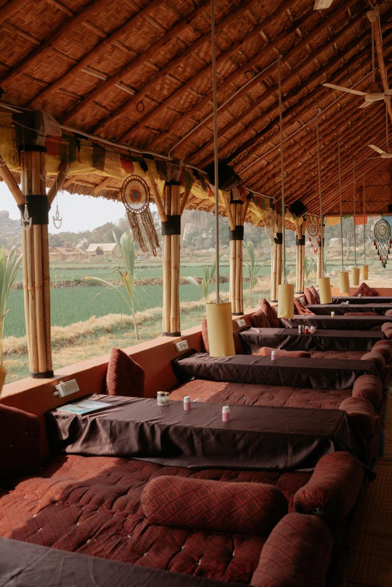 Hotel The Sundown Hampi Esterno foto